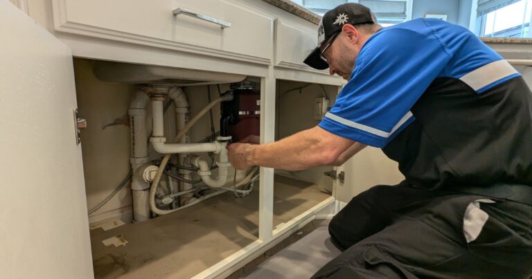 Plumbing Issues Dallas Homes Face and How Silver Spur Solves Them