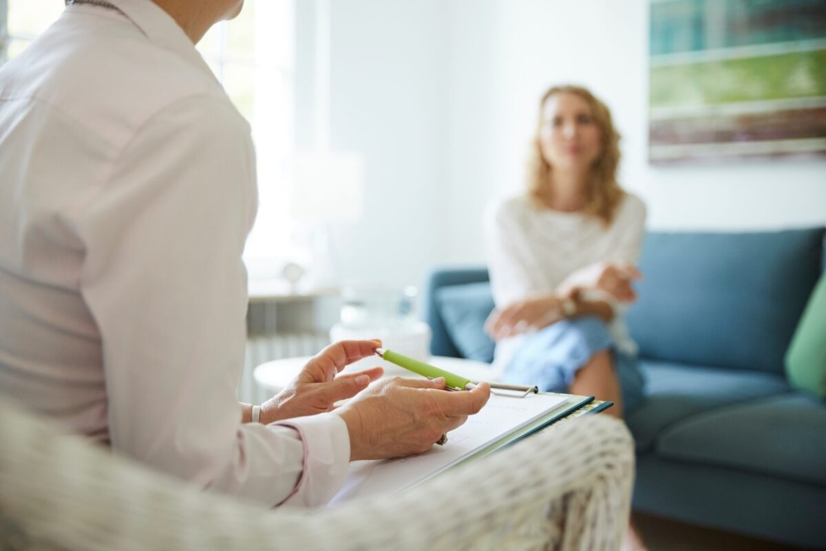 How Drug and Alcohol Rehab Centers Help with Dual Diagnosis Treatment