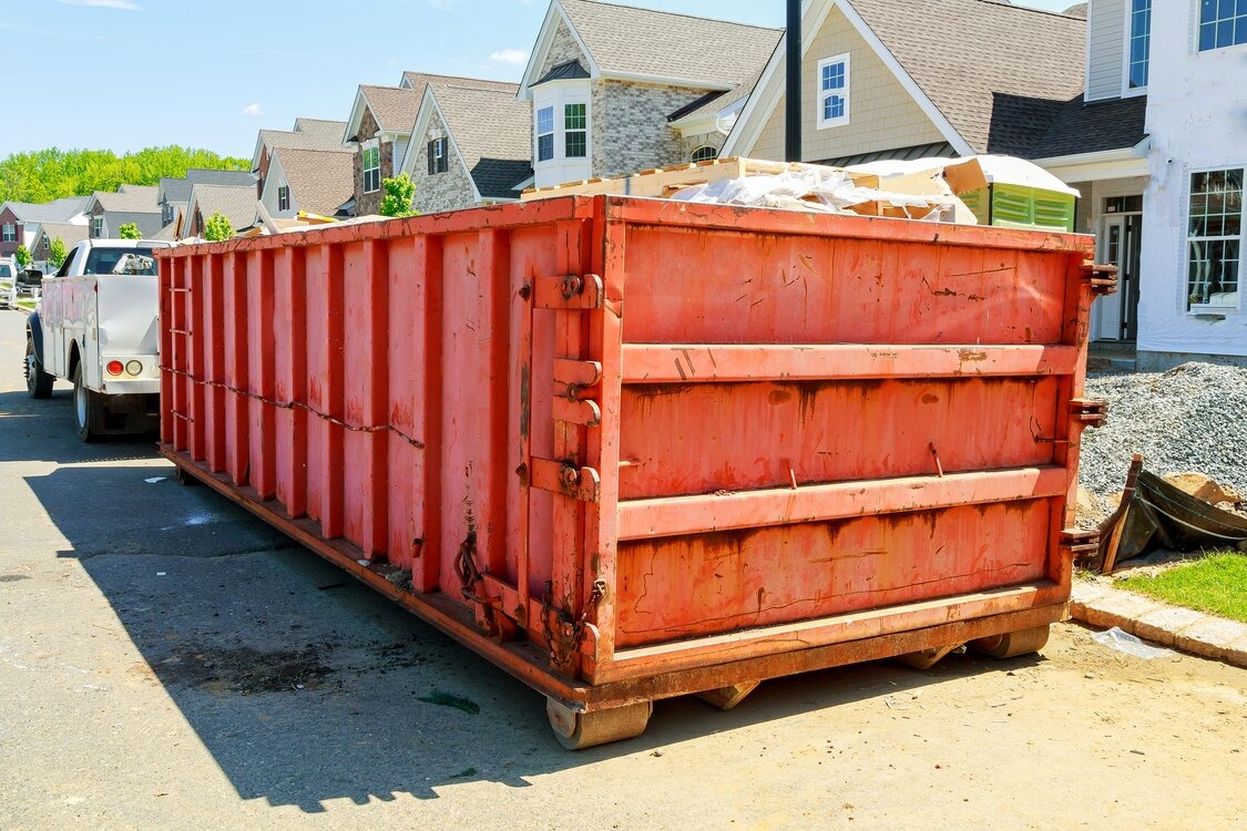 The Benefits of Using Licensed Skip Hire Companies in the UK