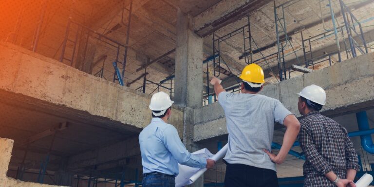 A Comprehensive Guide to Managing Construction Projects Effectively