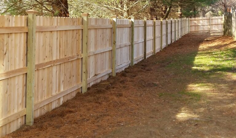 privacy fence